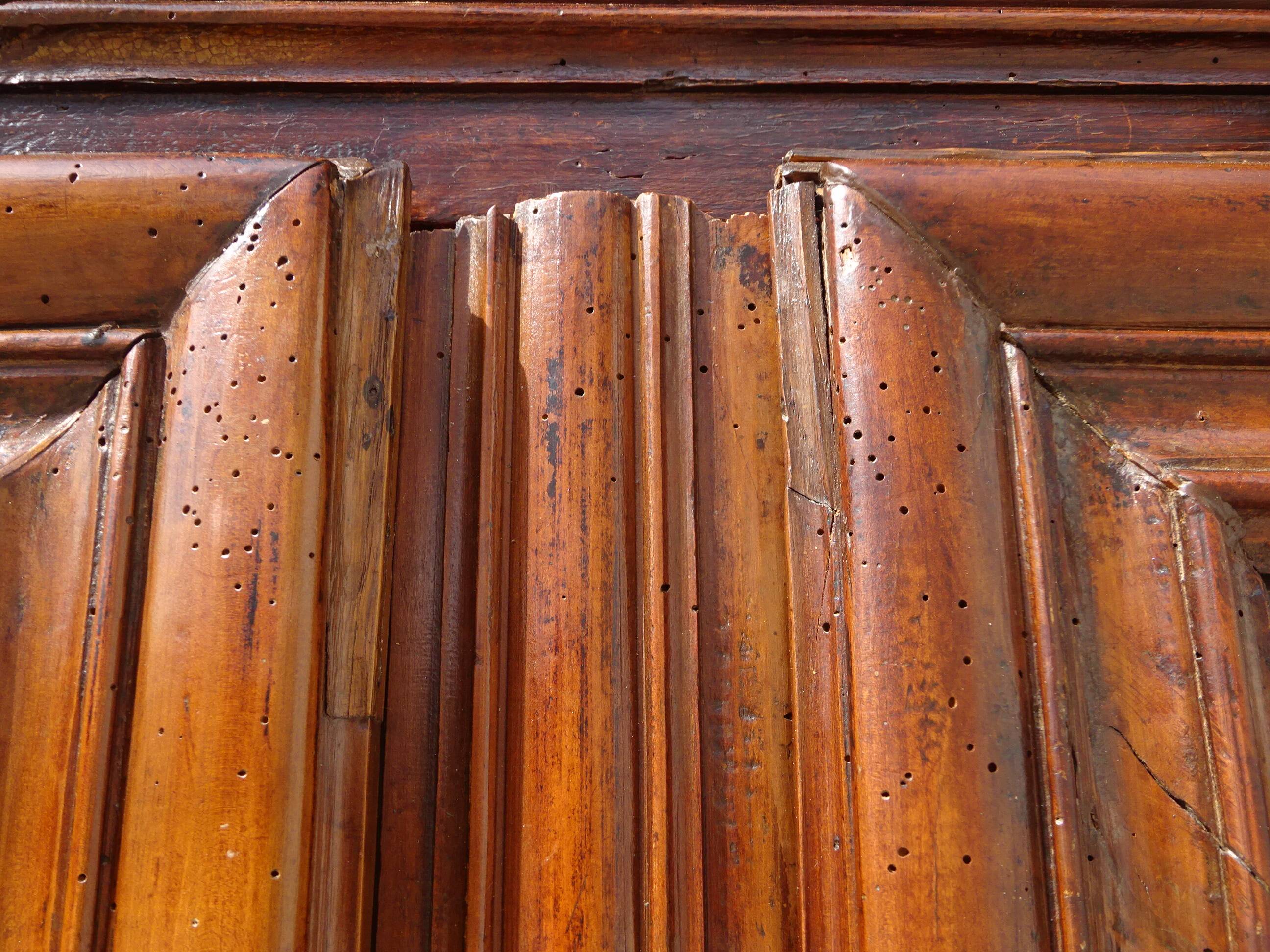 Antique Louis XIII wardrobe in solid walnut