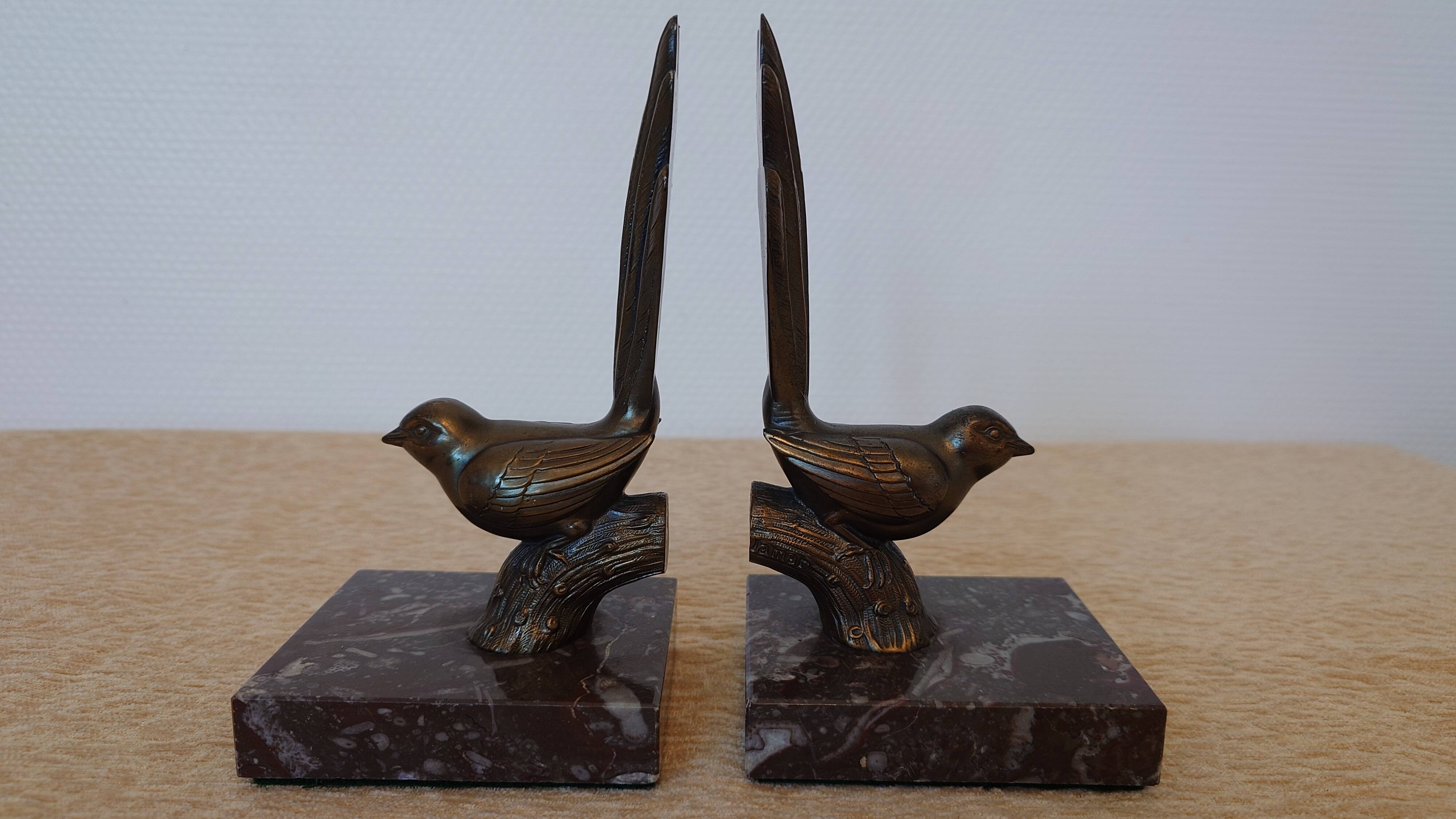 Art Deco bookends signed Jamar – birds in spelter on marble