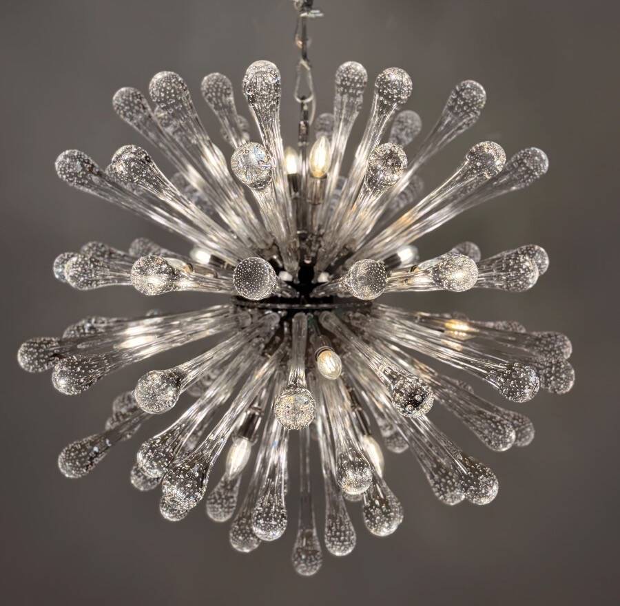 Venetian chandelier "Sputnik" adorned with Murano glass drops, around 1990.