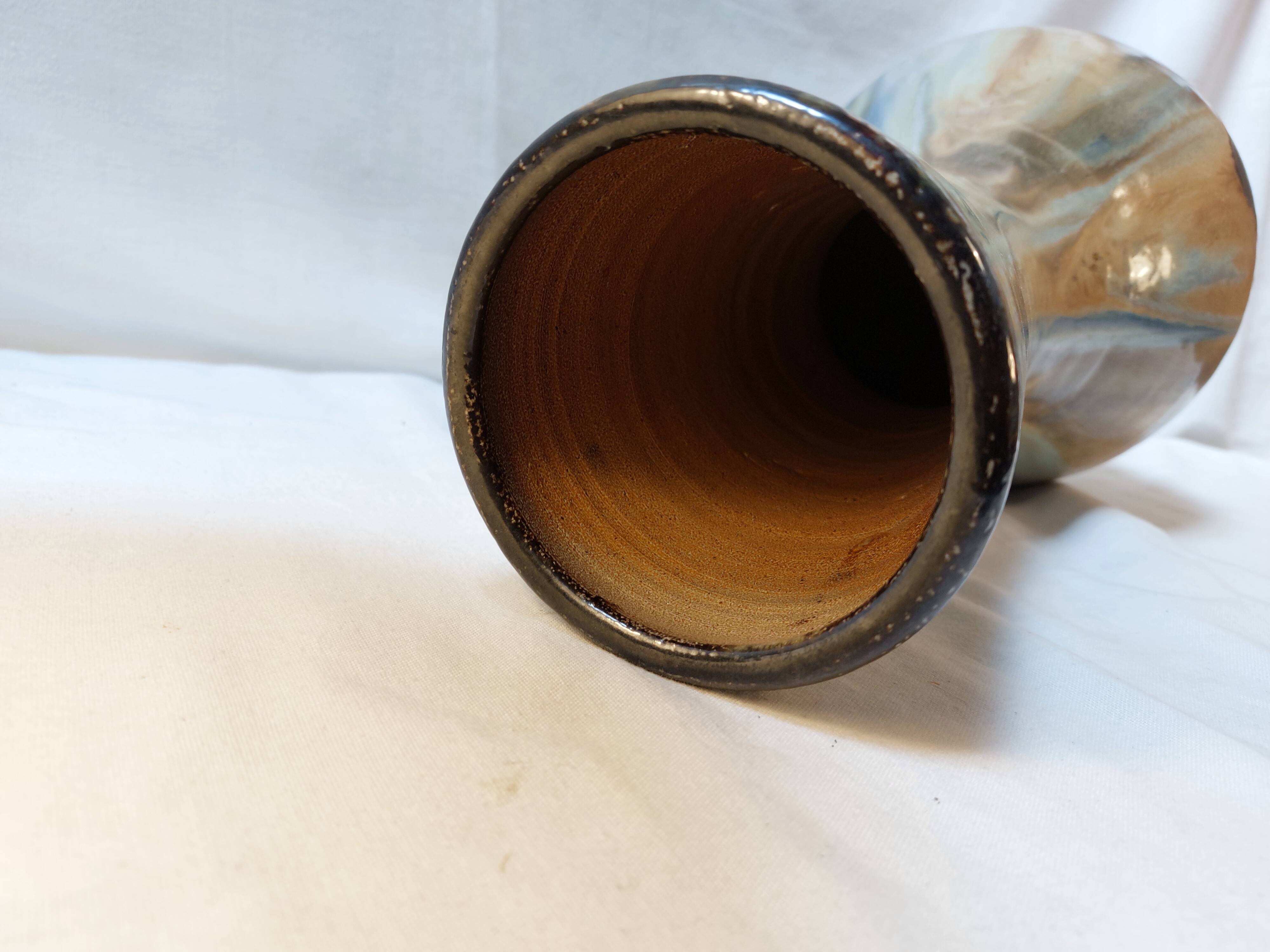 Large vase in flamed Boufflioux sandstone signed GUÉRIN - 1930s