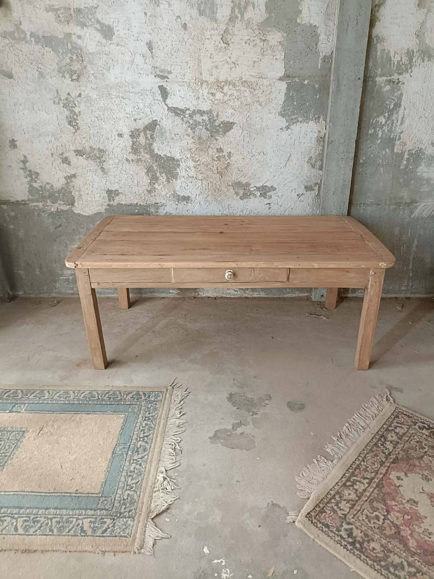 Table basse de ferme