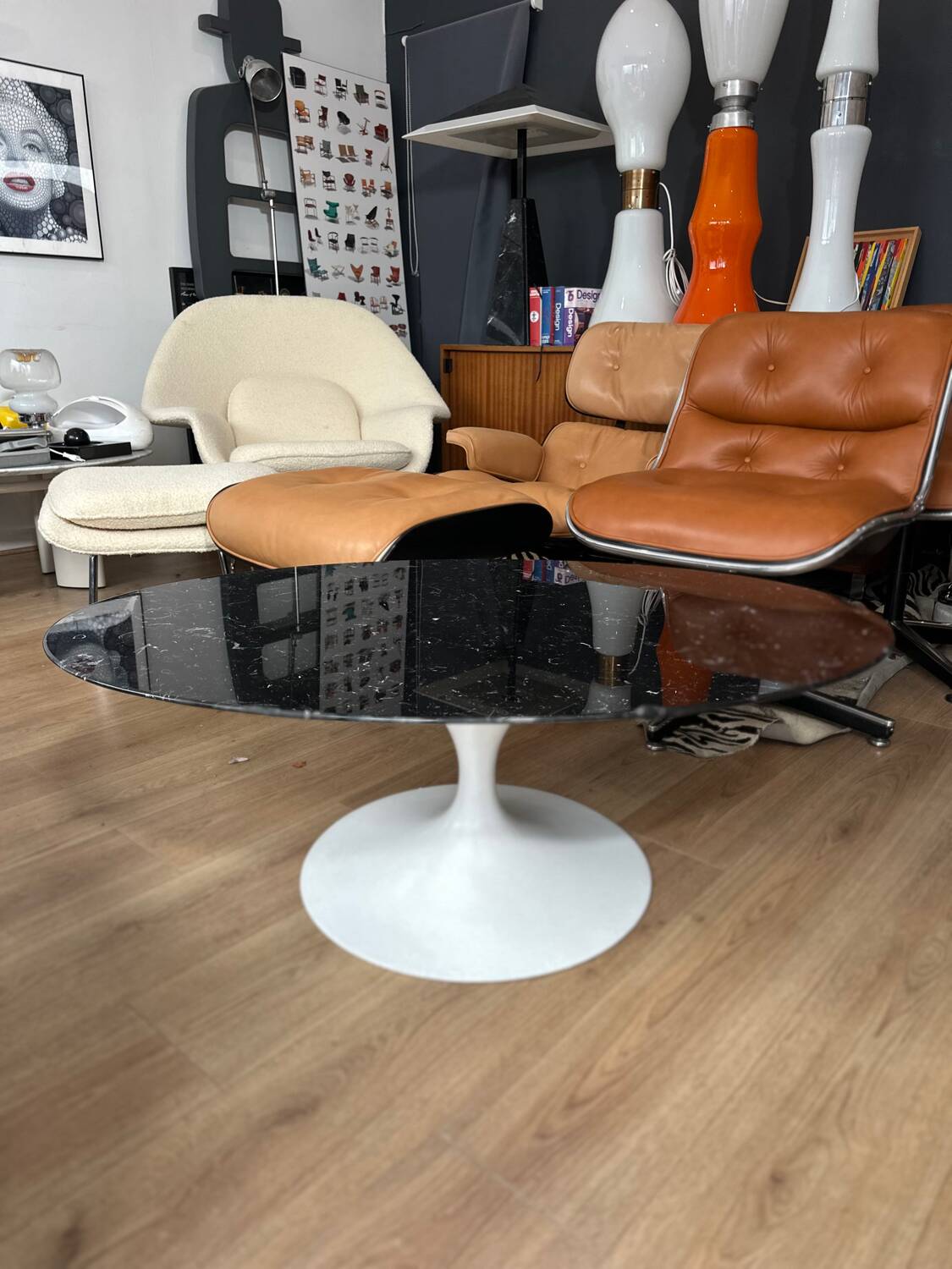 Table basse ovale Eero Saarinen pour Knoll