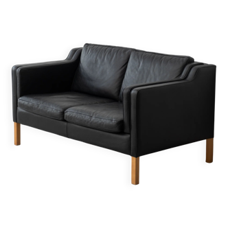 Stouby black leather sofa