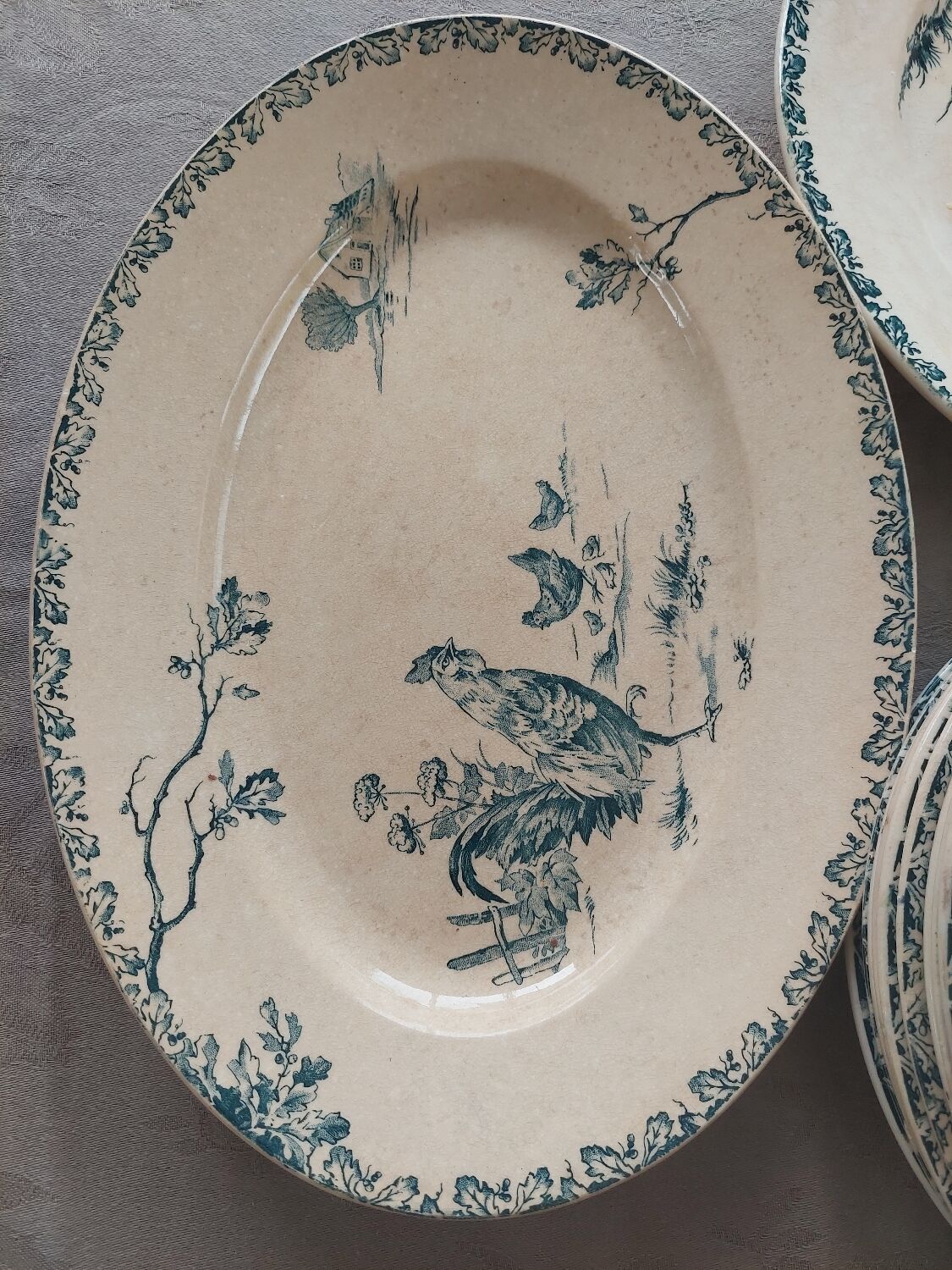 Terre de Fer Gien model Coqs set