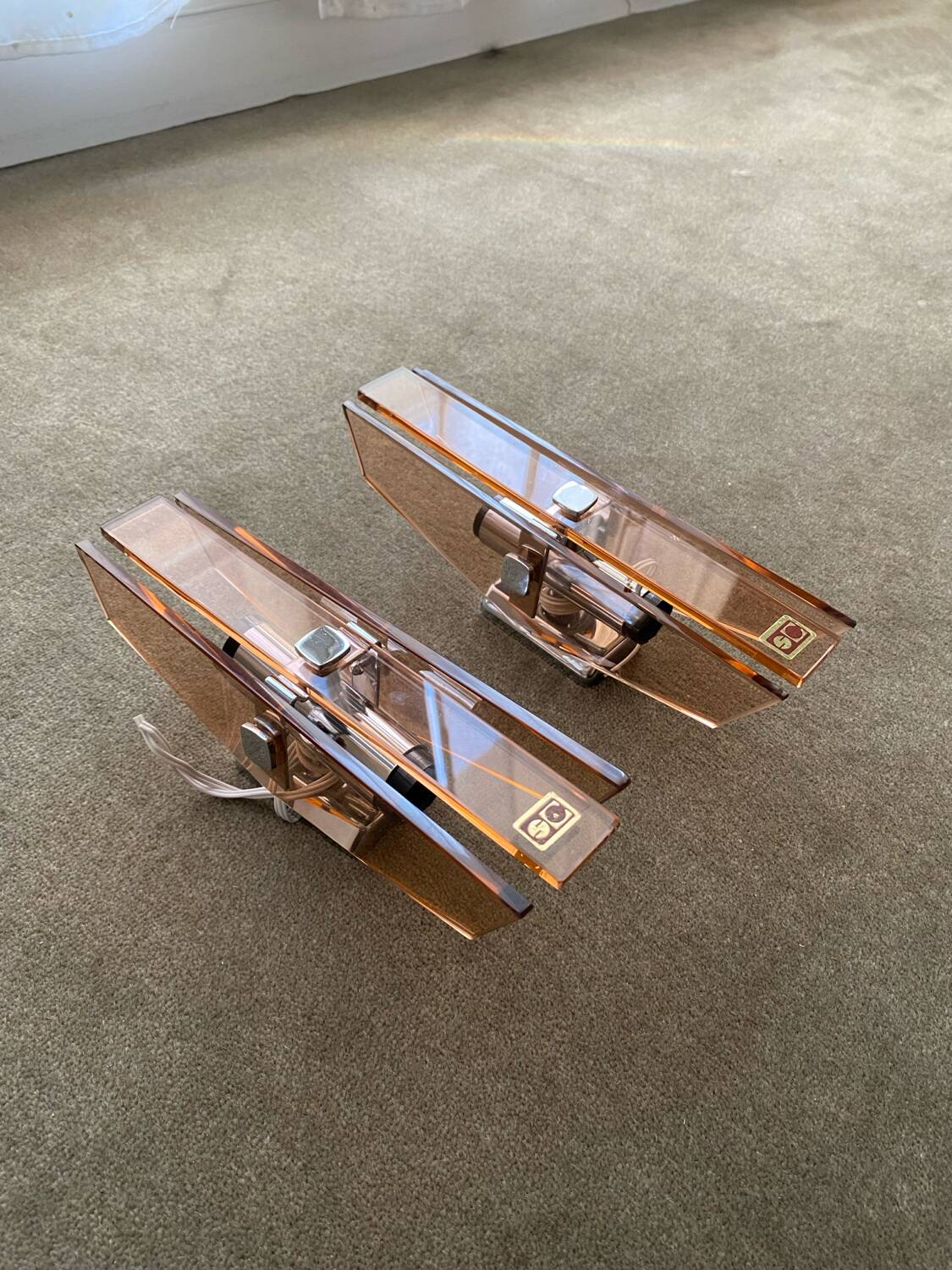 Pair of wall lights from the 1960s, Italy.