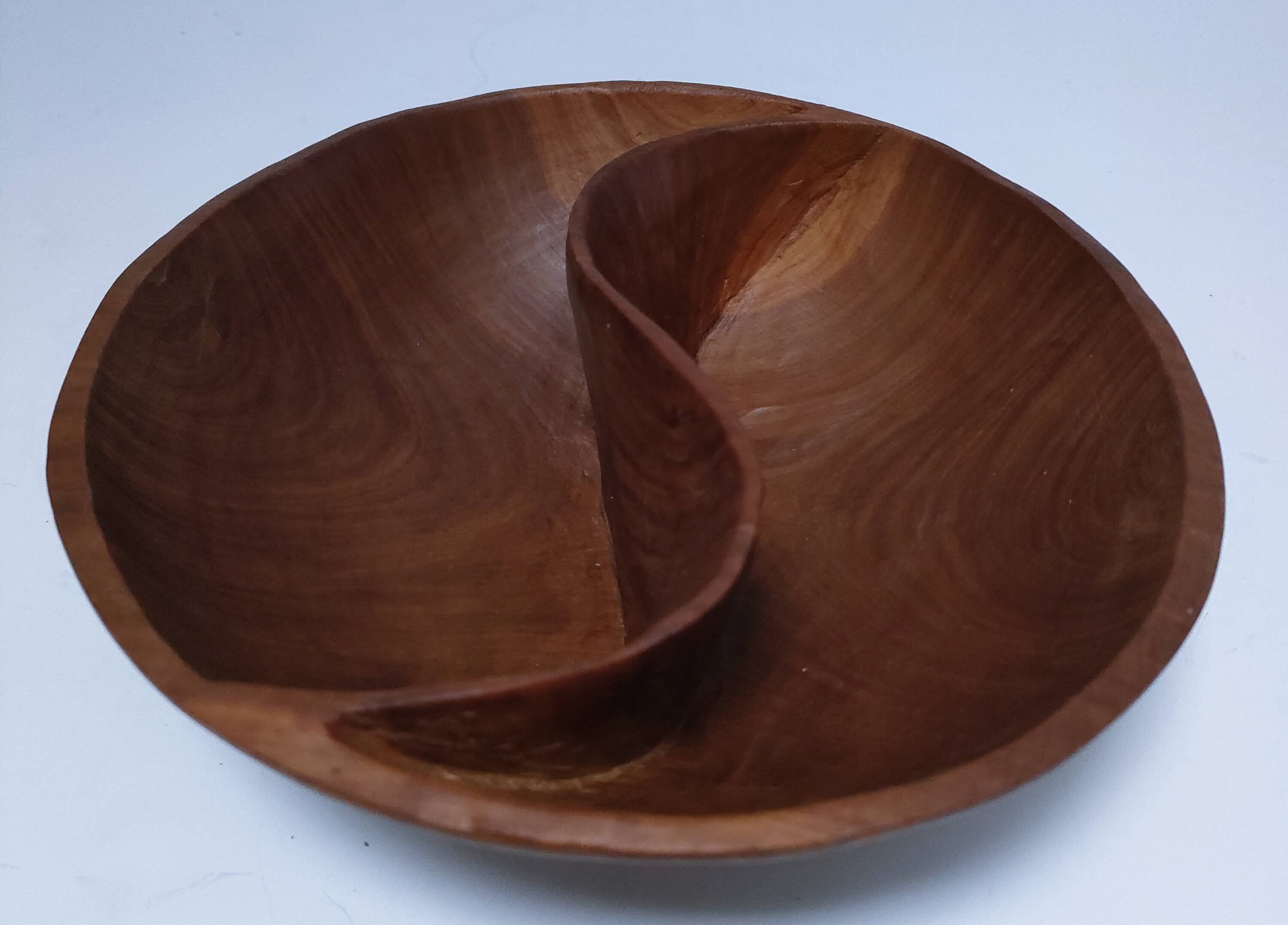 Yin Yang carved wooden pocket emptier from the 80s