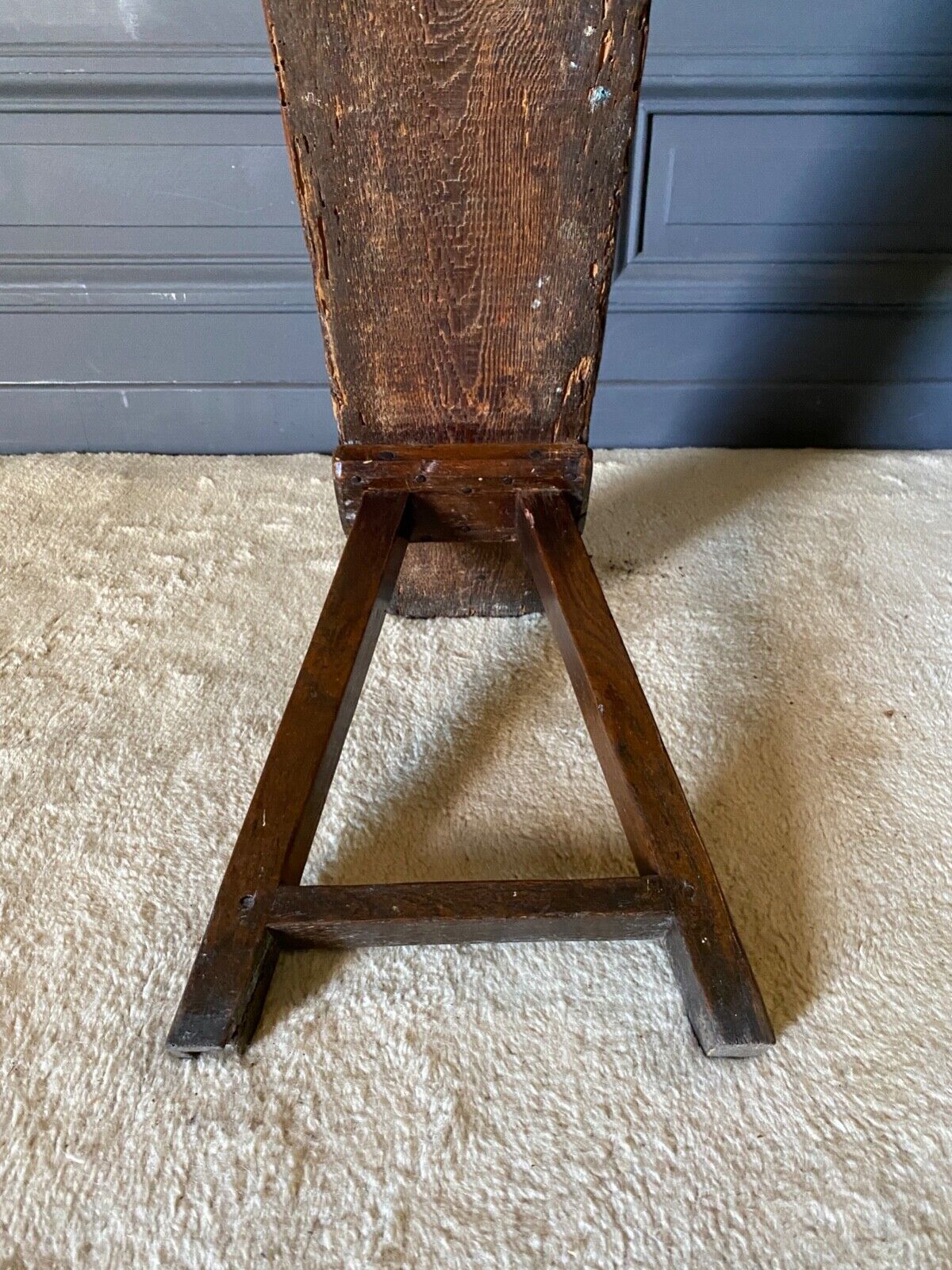 Xviith bench in chene patina of origin