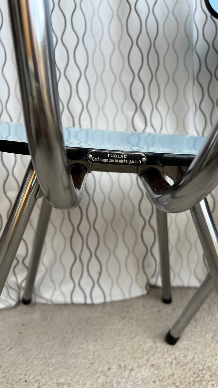 4 chaises en Formica bleu