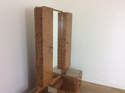 Art Deco Hairdresser