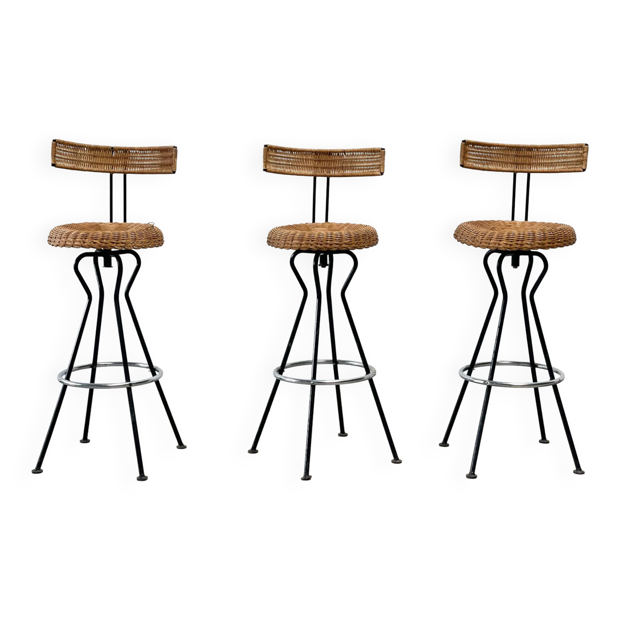 3 rattan barstools