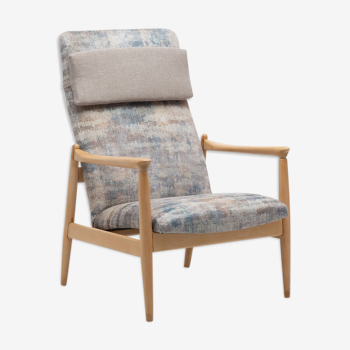 Armchair with headrest from the 1960s