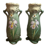 Paire de vases Art Nouveau Gustave de Bruyn – Fives-lille – décor iris – 30 cm