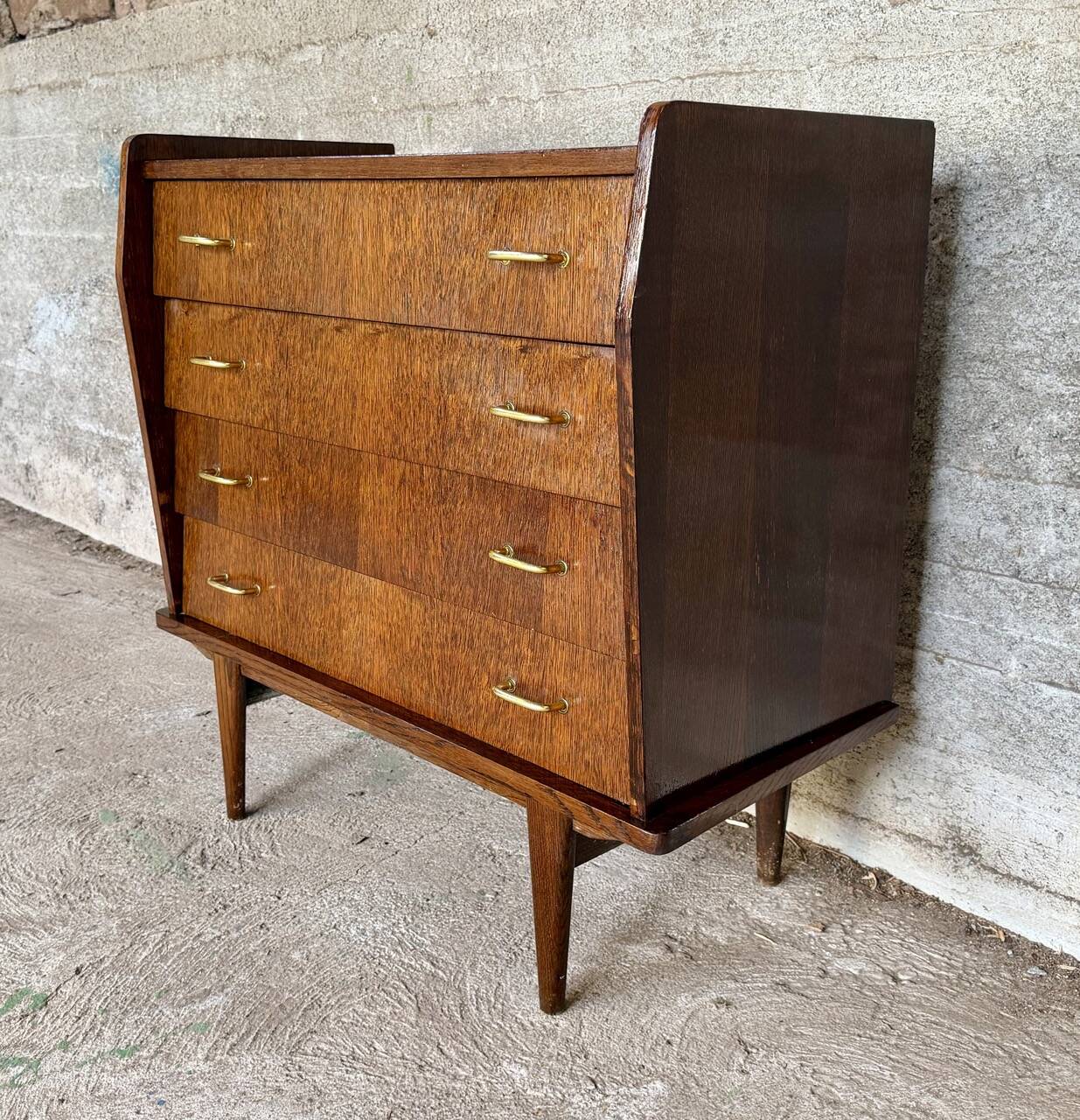 Commode vintage scandinave en bois exotique – 4 tiroirs