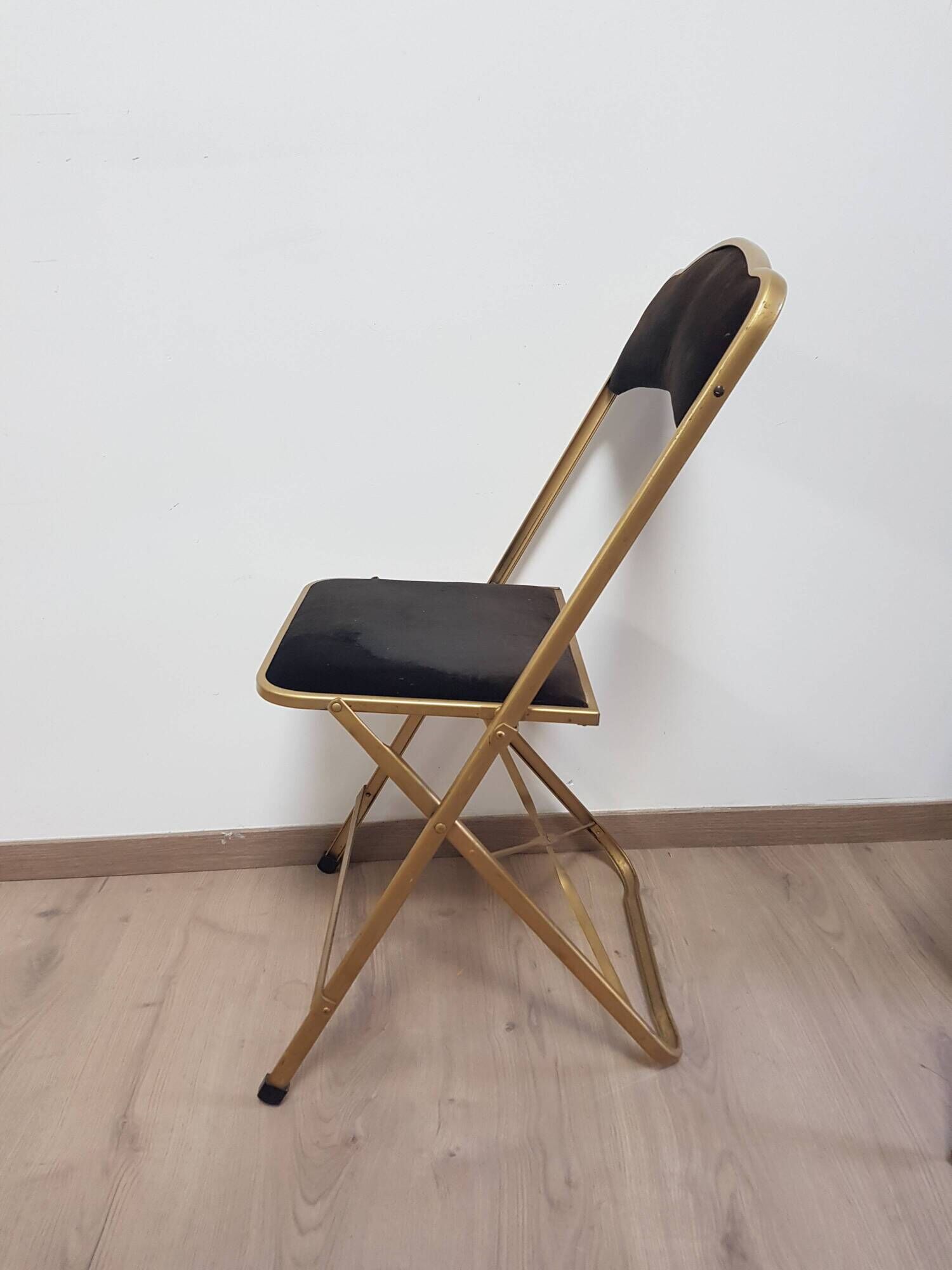 Set of 4 opera theater folding chairs from the 70s two-tone velvet brass