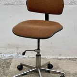 Vintage 1980 adjustable swivel office chair on wheels