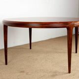 Danish round rosewood coffee table model 283 by Johannes Andersen.