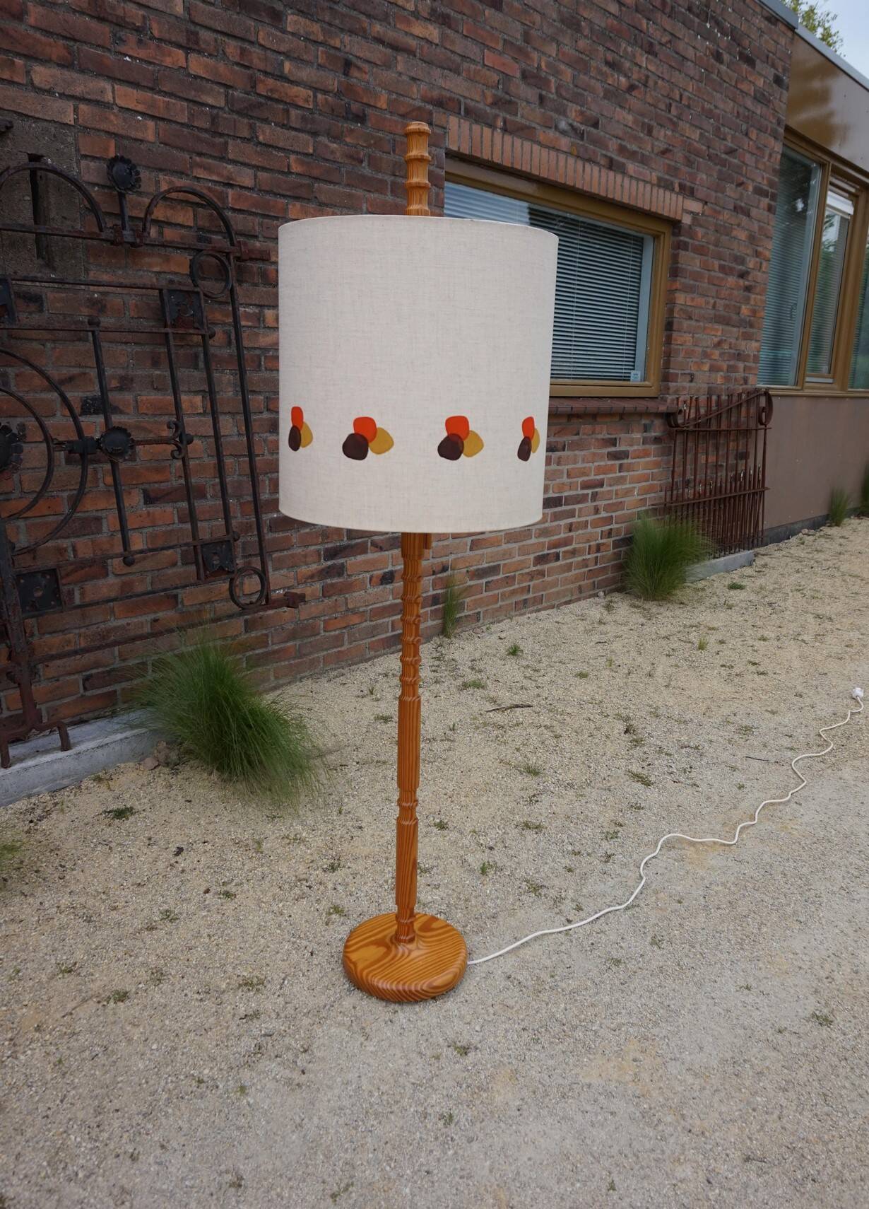 Mid-Century Scandinavian Pine Floor Lamp by Temde, 1960s