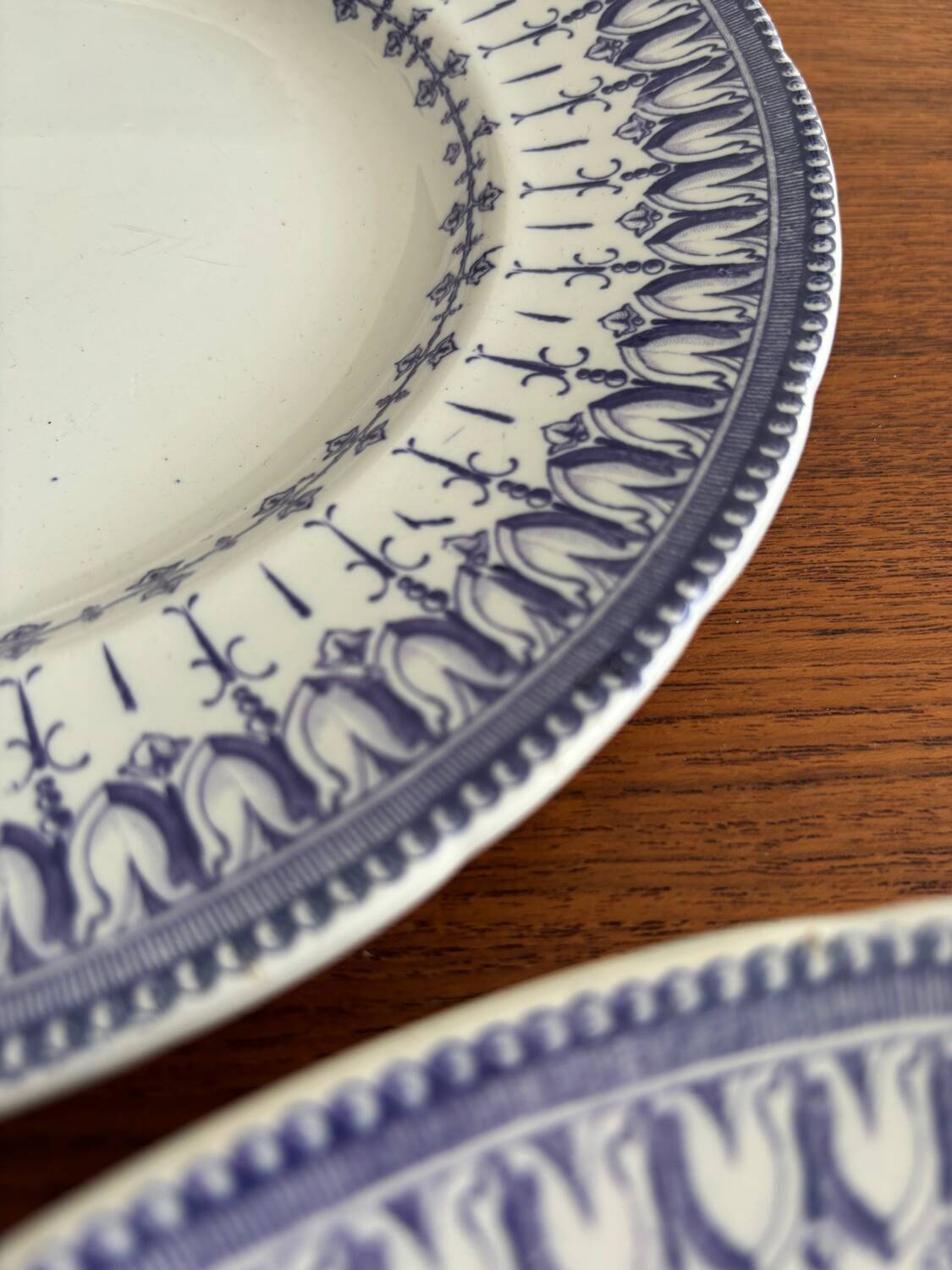 Set of 2 Creil and Montereau blue dishes – vintage serving plates