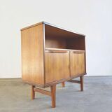 Small Scandinavian row