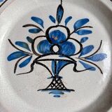 Round dish, black bottom in glazed terracotta