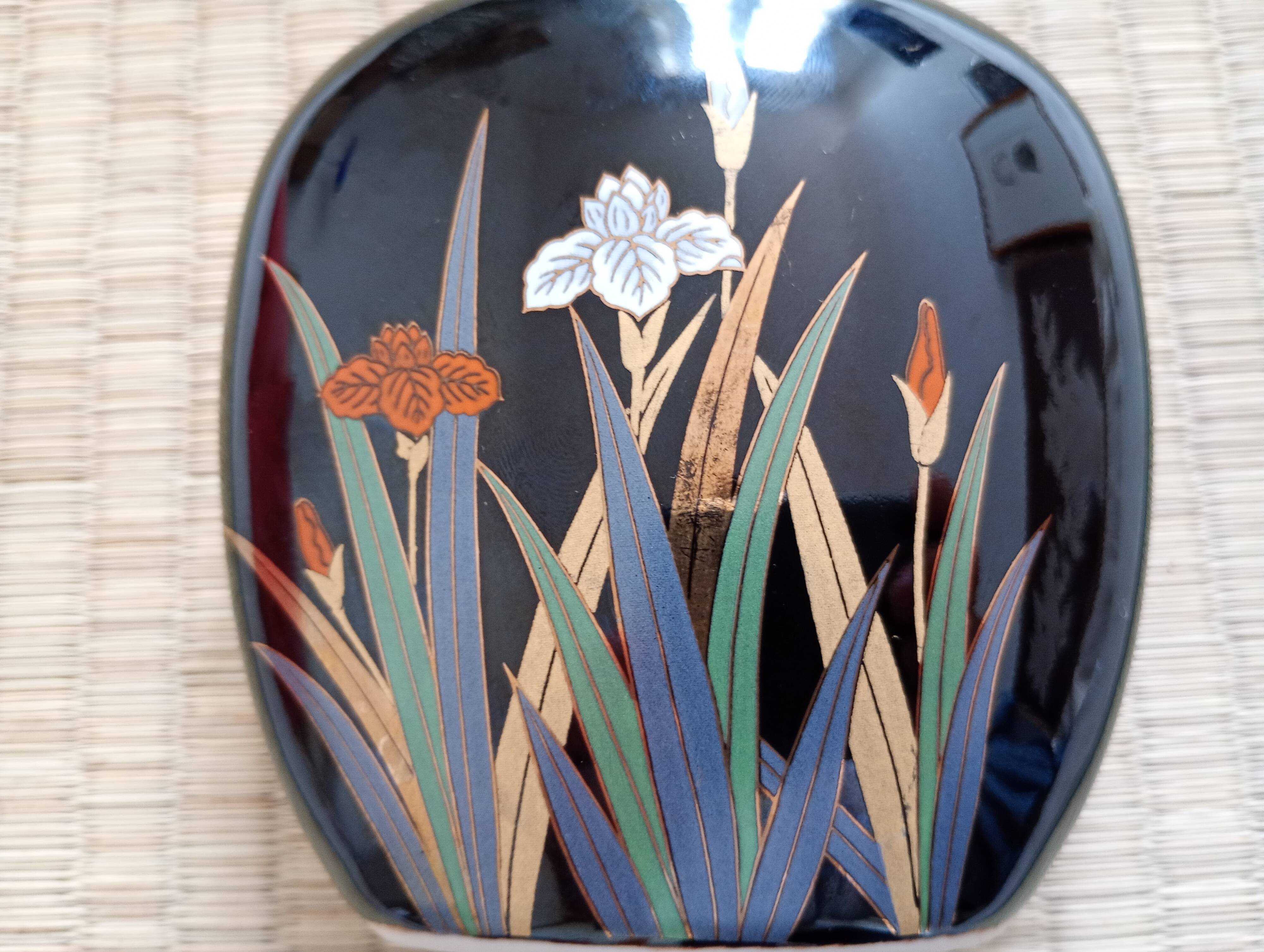 Vase japonais Yamaji à décor d'iris