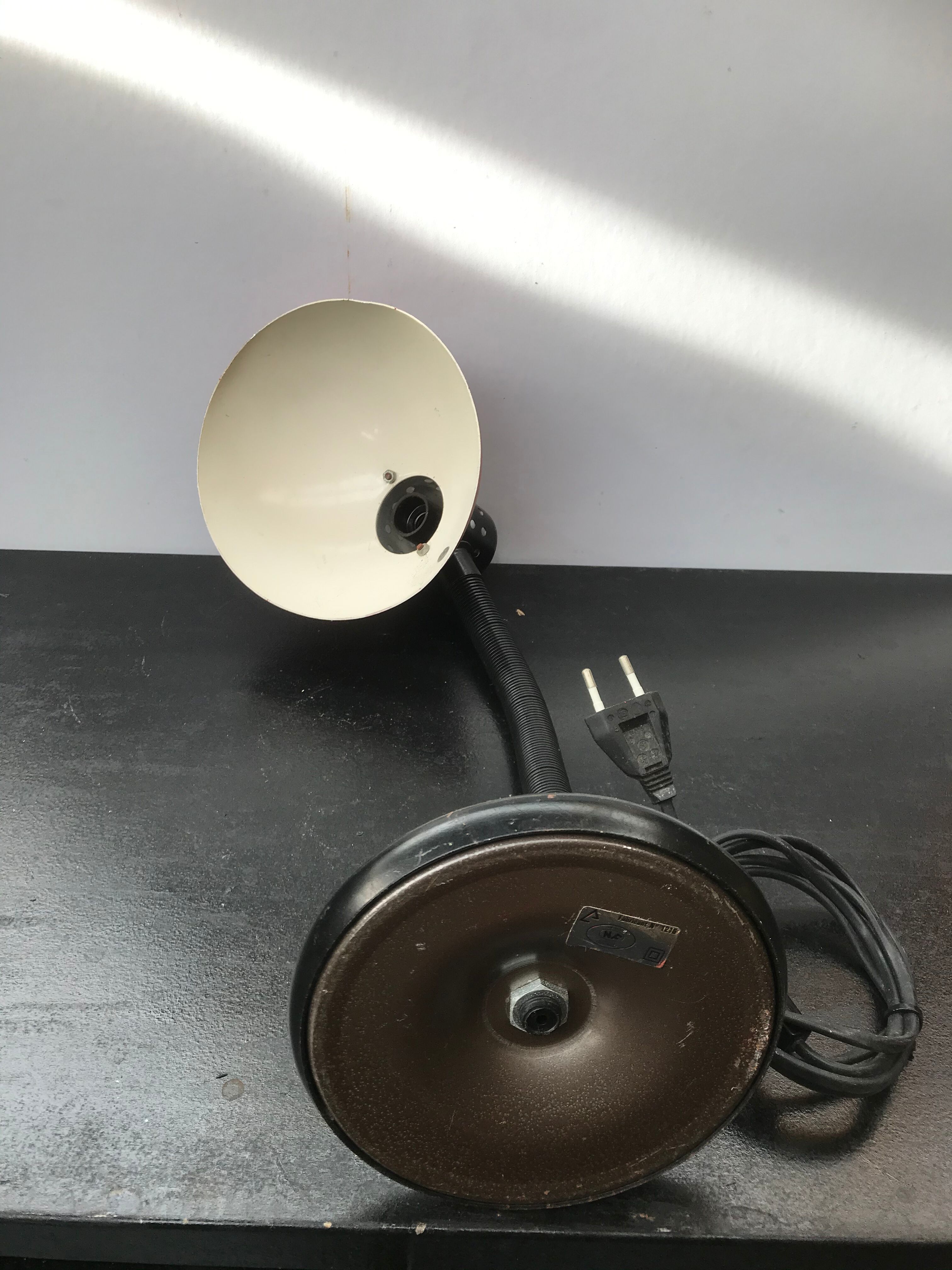 Office lamp Aluminor red metal