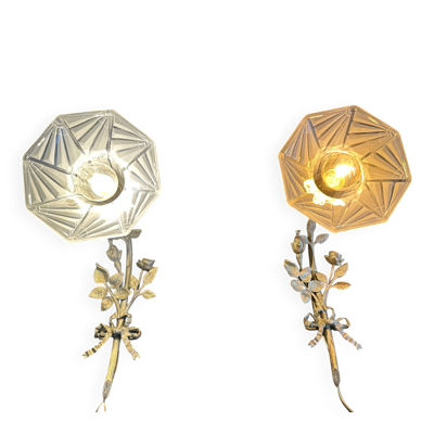 Paire d’appliques anciennes en bronze doré et tulipes Art déco