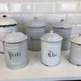 Enamelled iron kitchen pots