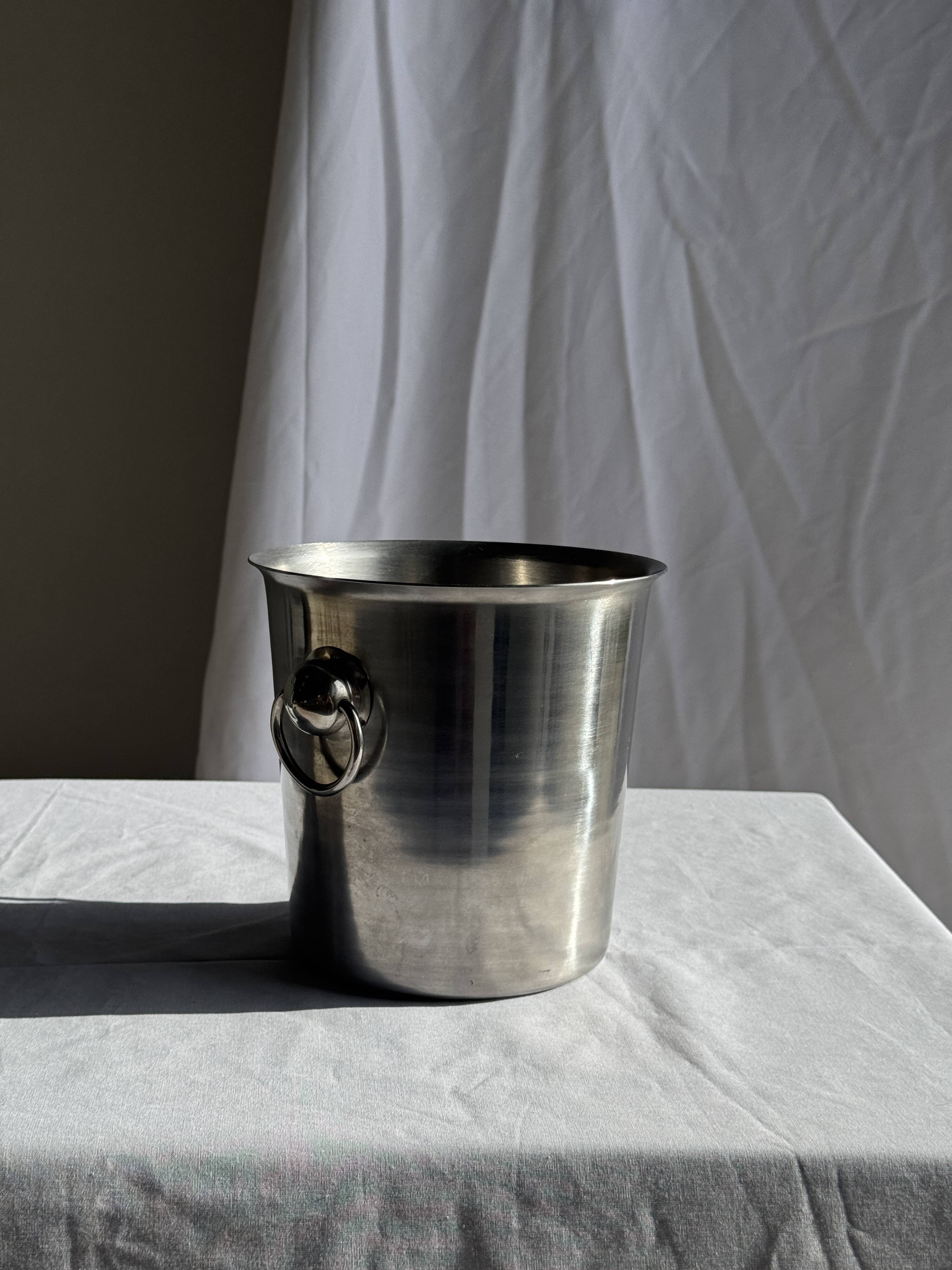 Vintage silver-plated champagne bucket H19