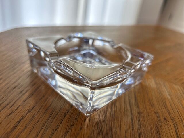 Ashtray or crystal catchall
