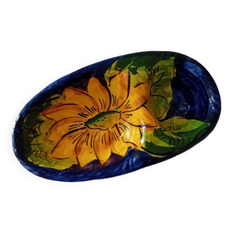 Sunflower slip dish