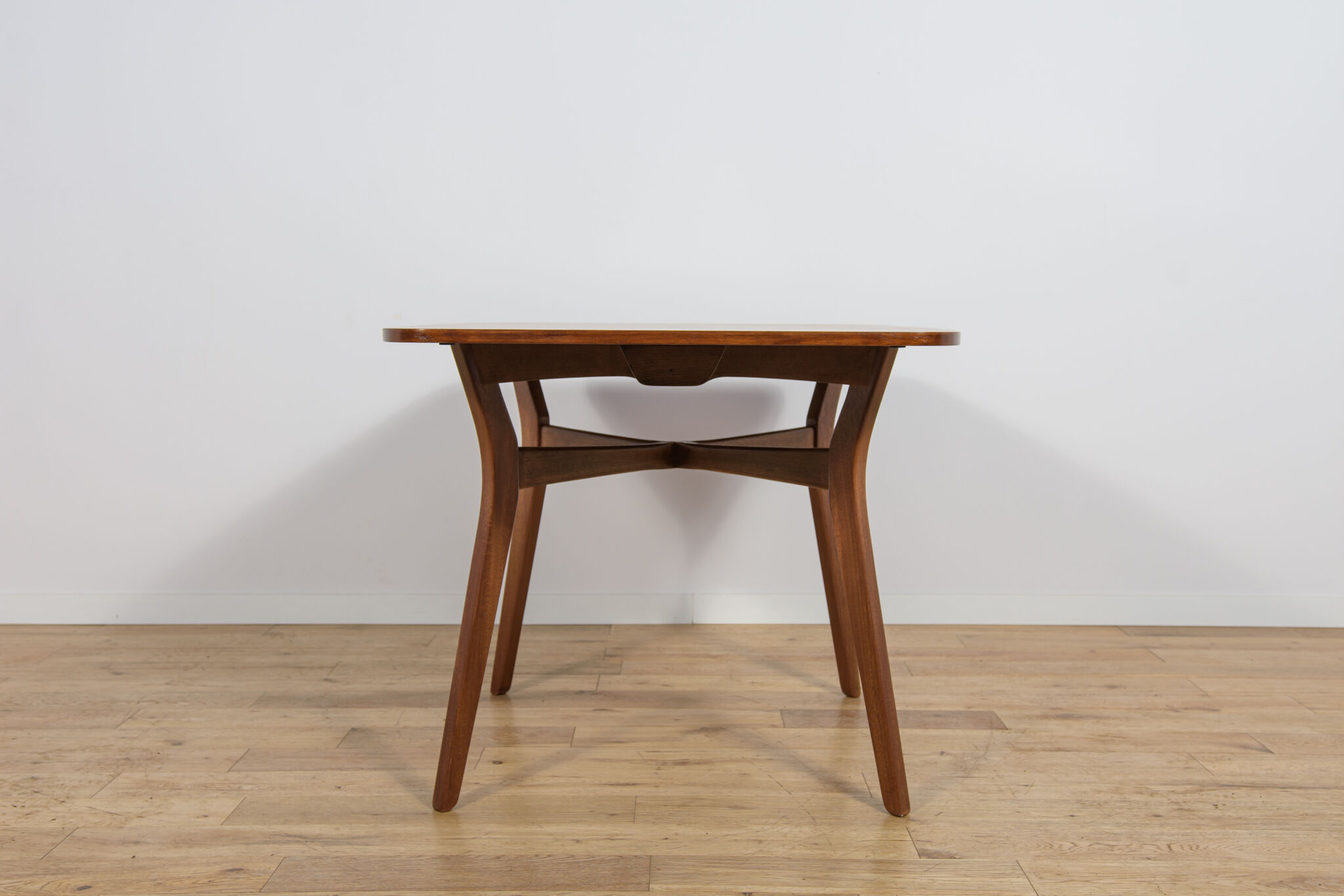 Mid-Century Butterfly Dining Table from G-Plan, United Kingdom, 1950s