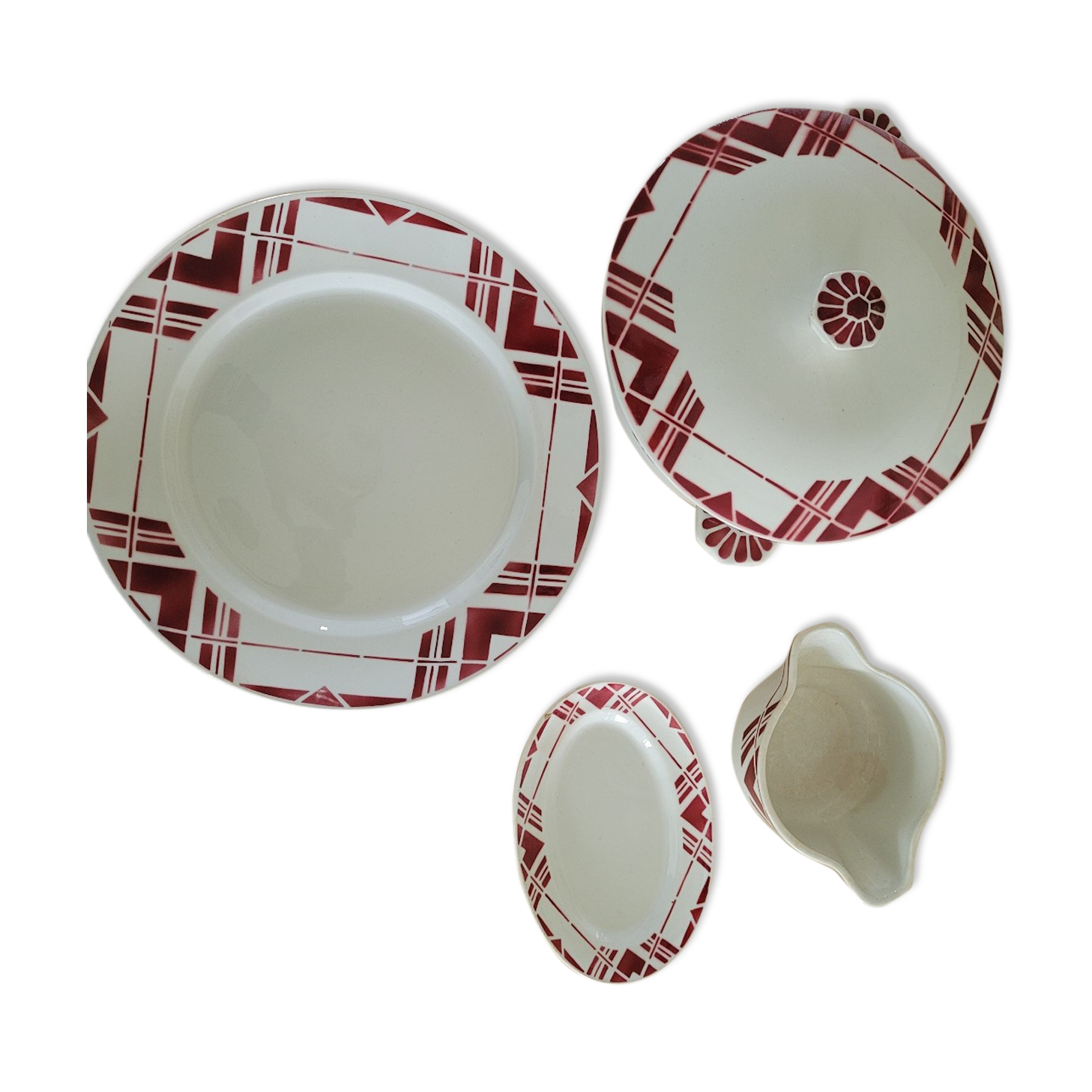 St Amand tableware set