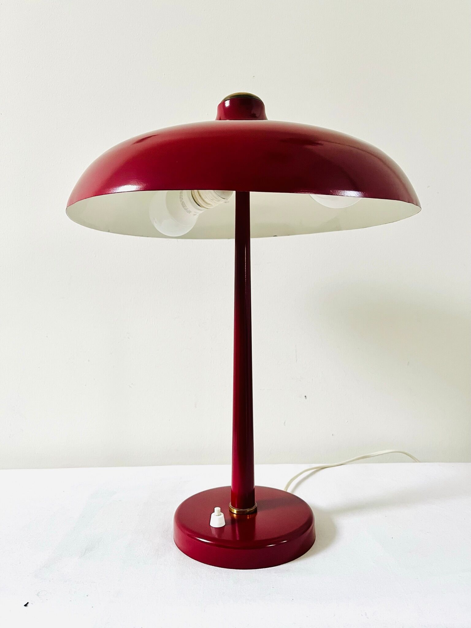 VEB Leuchtenbau - Lutz Rudolph - Glossy Red mushroom Desk lamp