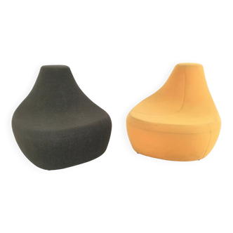 Fauteuils noirs et or « Saruyama » par Toshiyuki Kita pour Moroso