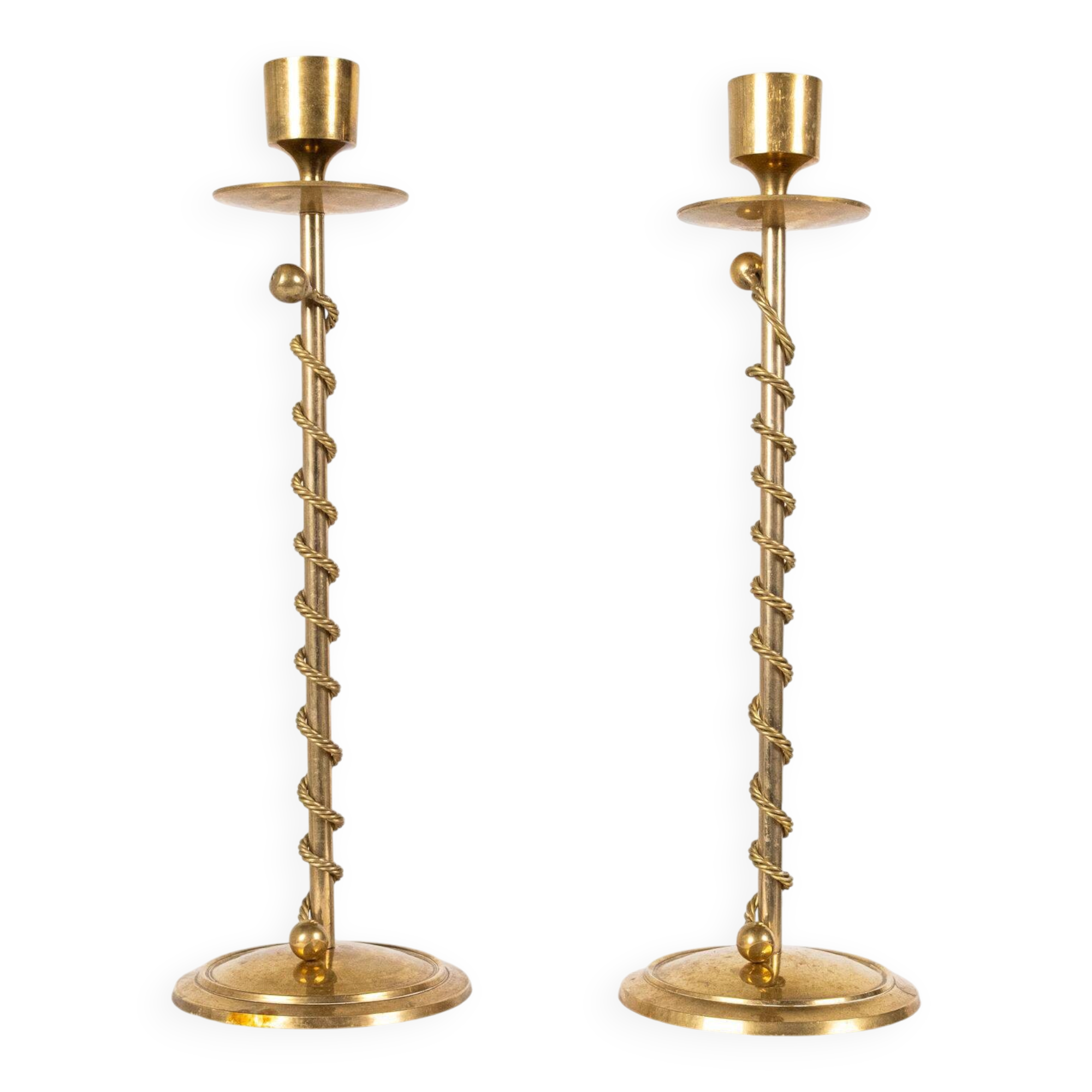 Paire de bougeoirs style Art Deco en laiton
