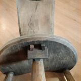 Chaise tripode brutaliste