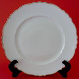 Suite of twelve table plates in white porcelain, golden lip