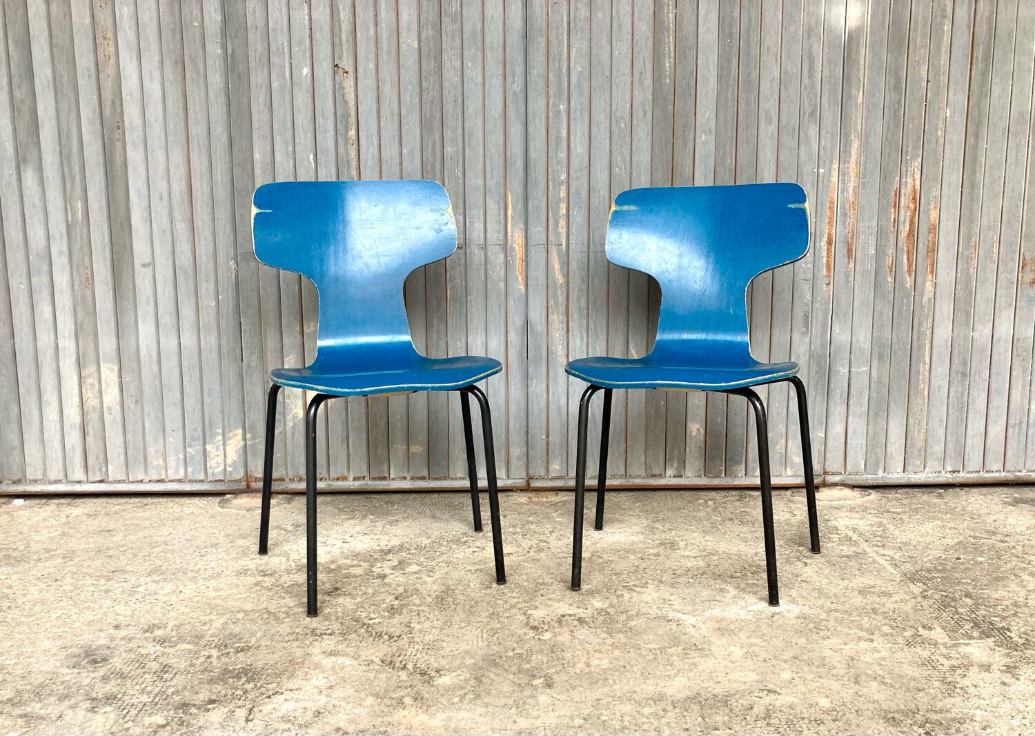 Set of 2 children's chairs by Arne Jacobsen for Fritz Hansen