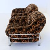 Vintage Italian lounge chairs with tubular frame