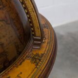 Bar globe maps rolling world