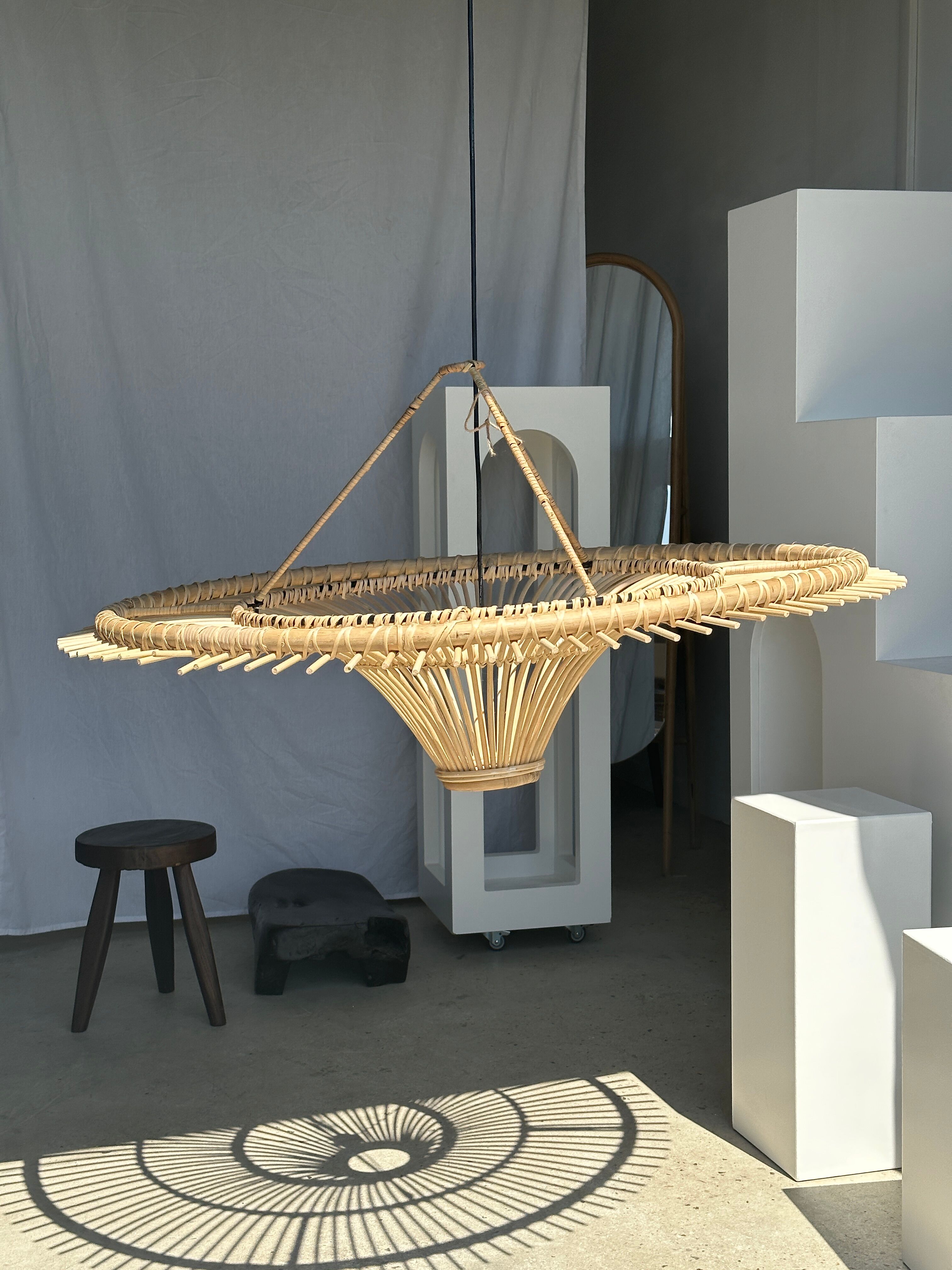 Suspension rattan saucer iron frame D:120 H:60