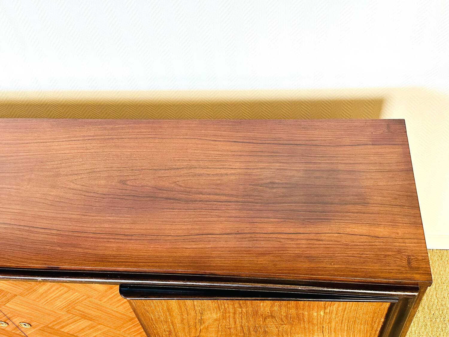 Art Deco walnut sideboard from the 1930s.
