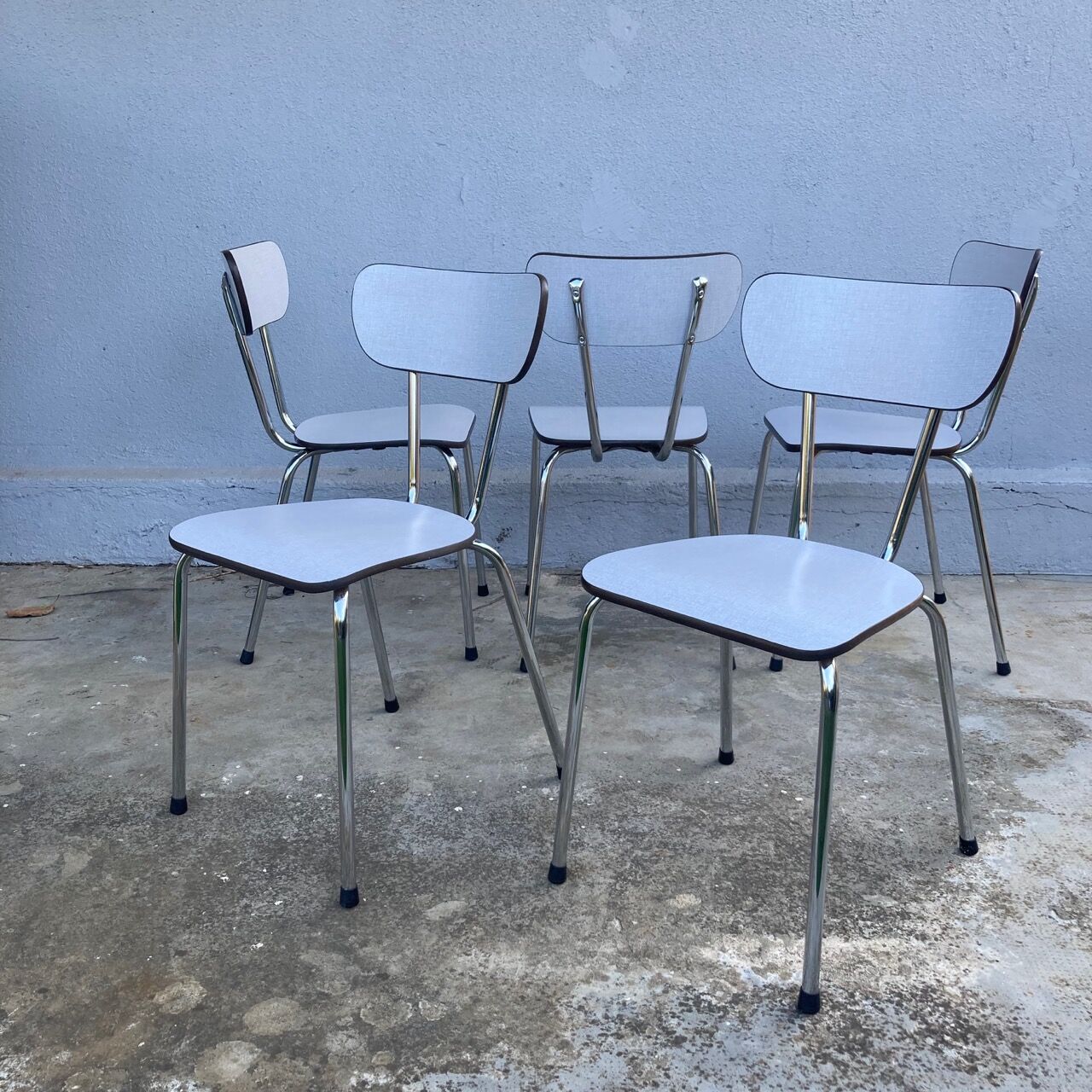 Set of 5 grey formica chairs