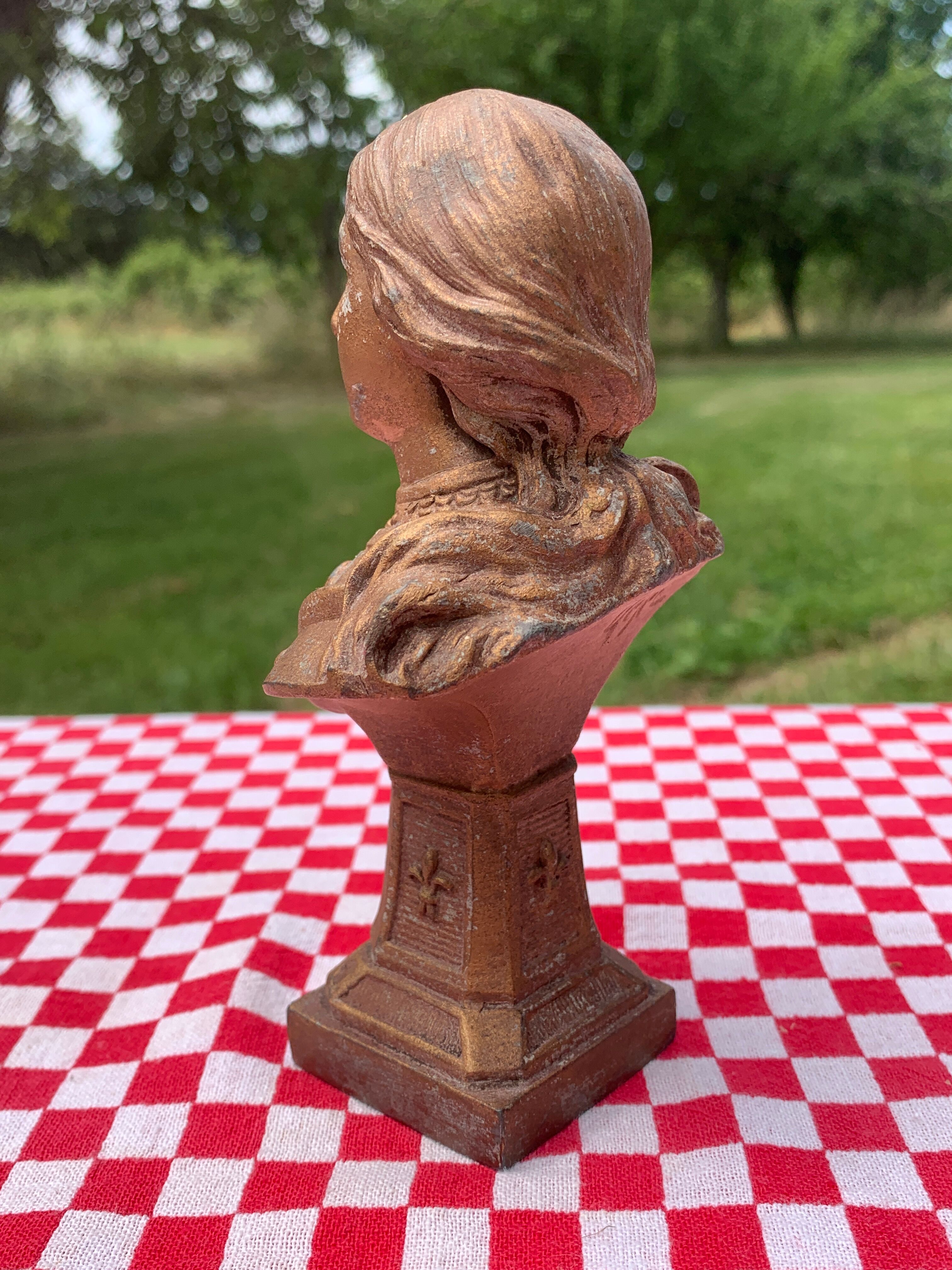 Buste Jeanne d’Arc en régule signé Defer, 1900