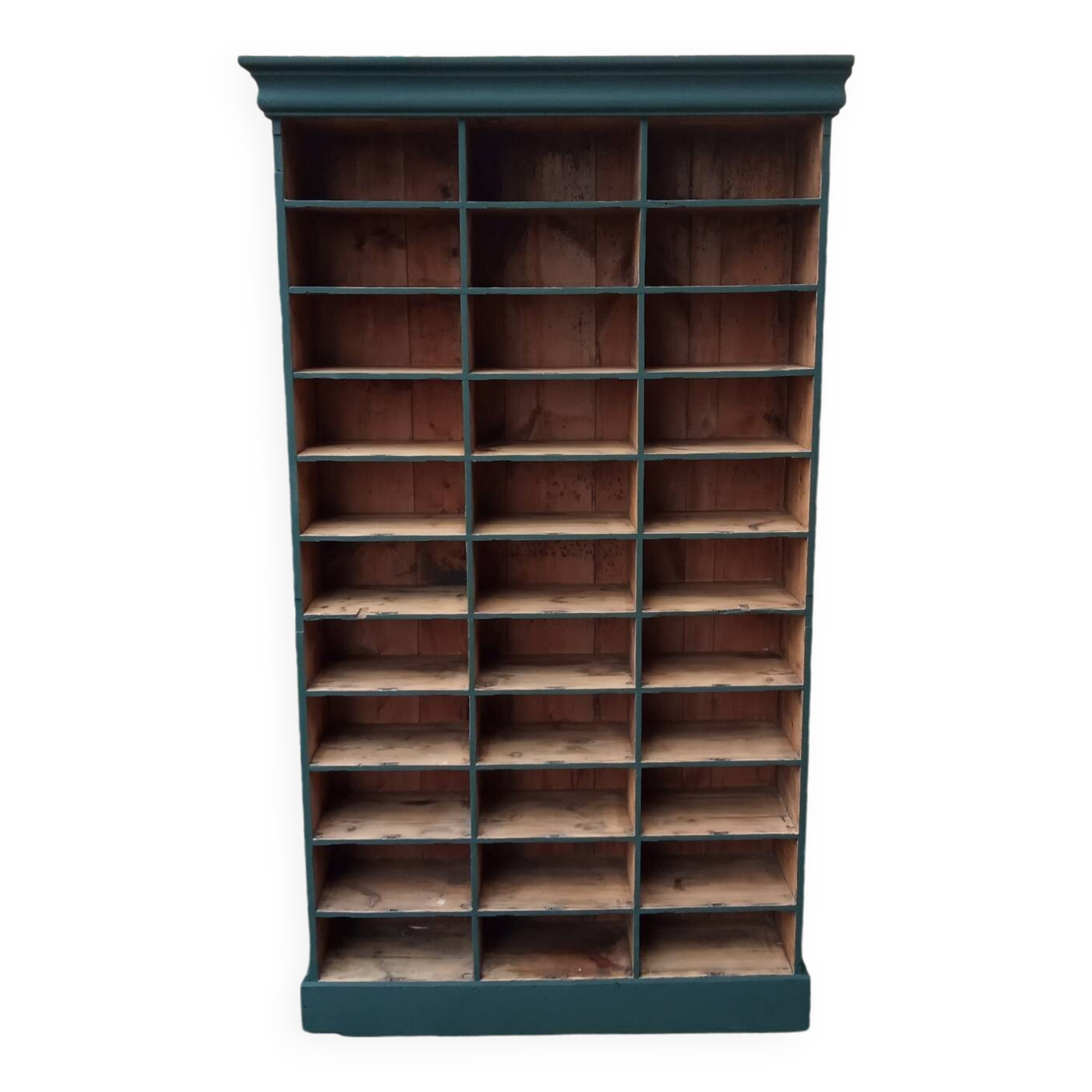 Meuble de metier à cases
