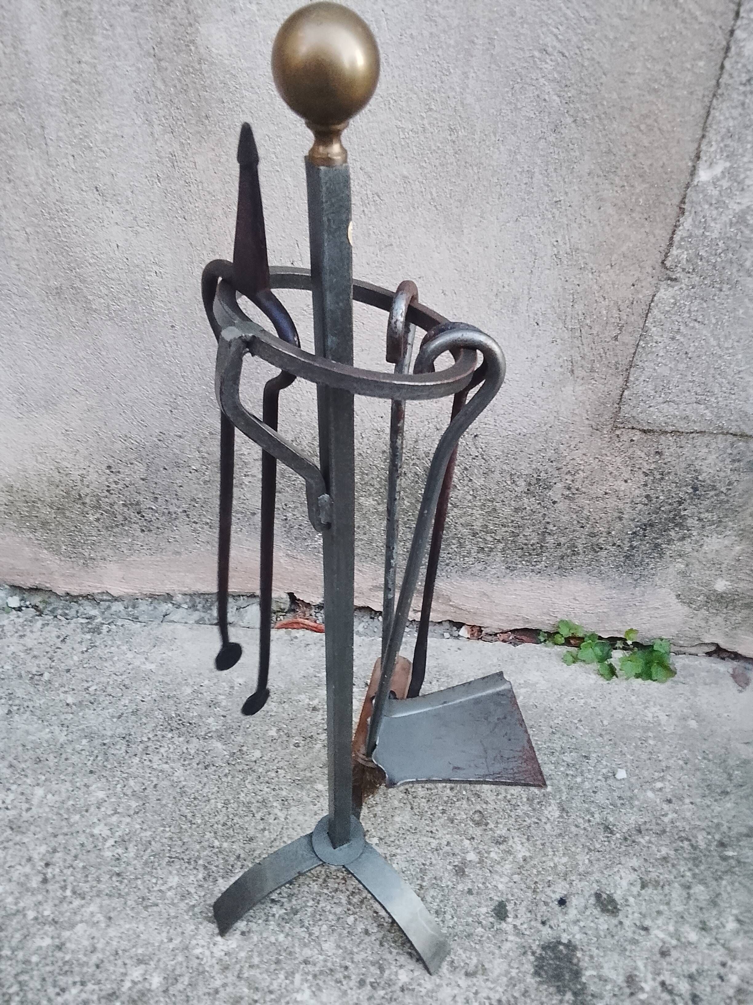 Fireplace servant / complete wrought iron valet "ardufe"