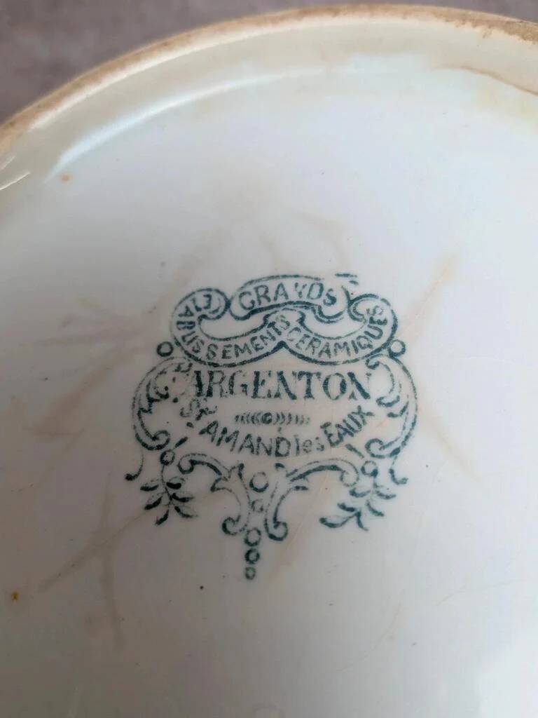 Antique large salad bowl from Saint-Amand, Argenton model in ironstone.