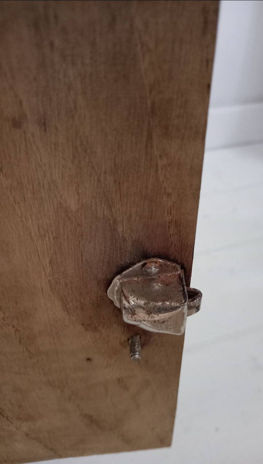 Bedside table / Side table