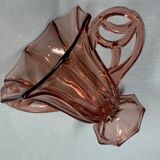 Vase ancien verre rose style coupe a anses